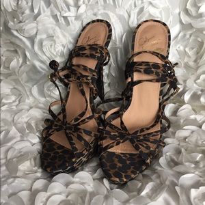 🦋 Animal print lace up heels sandals